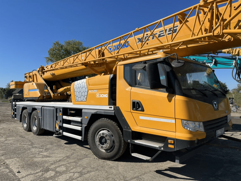 Autódaru kezelő Tasson