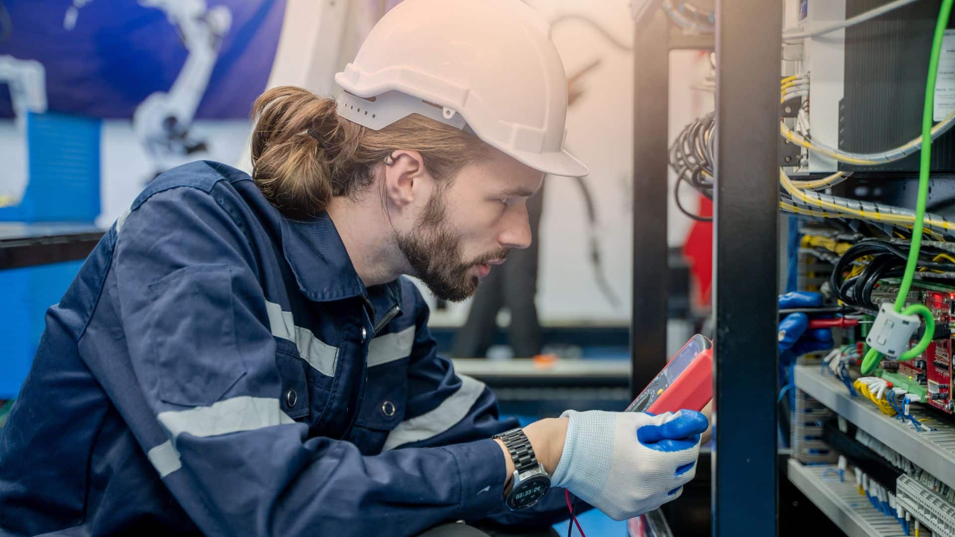 Elektromos/villamos karbantartó (Elektroműszerész)