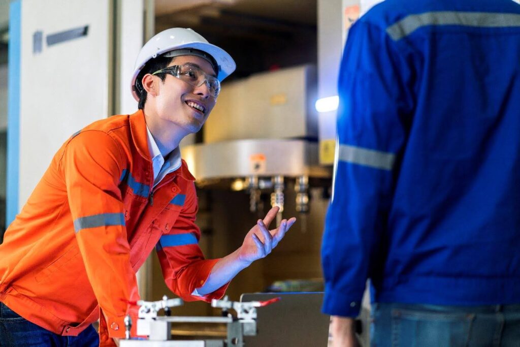 A toborzáson számos feltételeknek meg kell felelni ahhoz, hogy Magyarországon dolgozhasson valaki