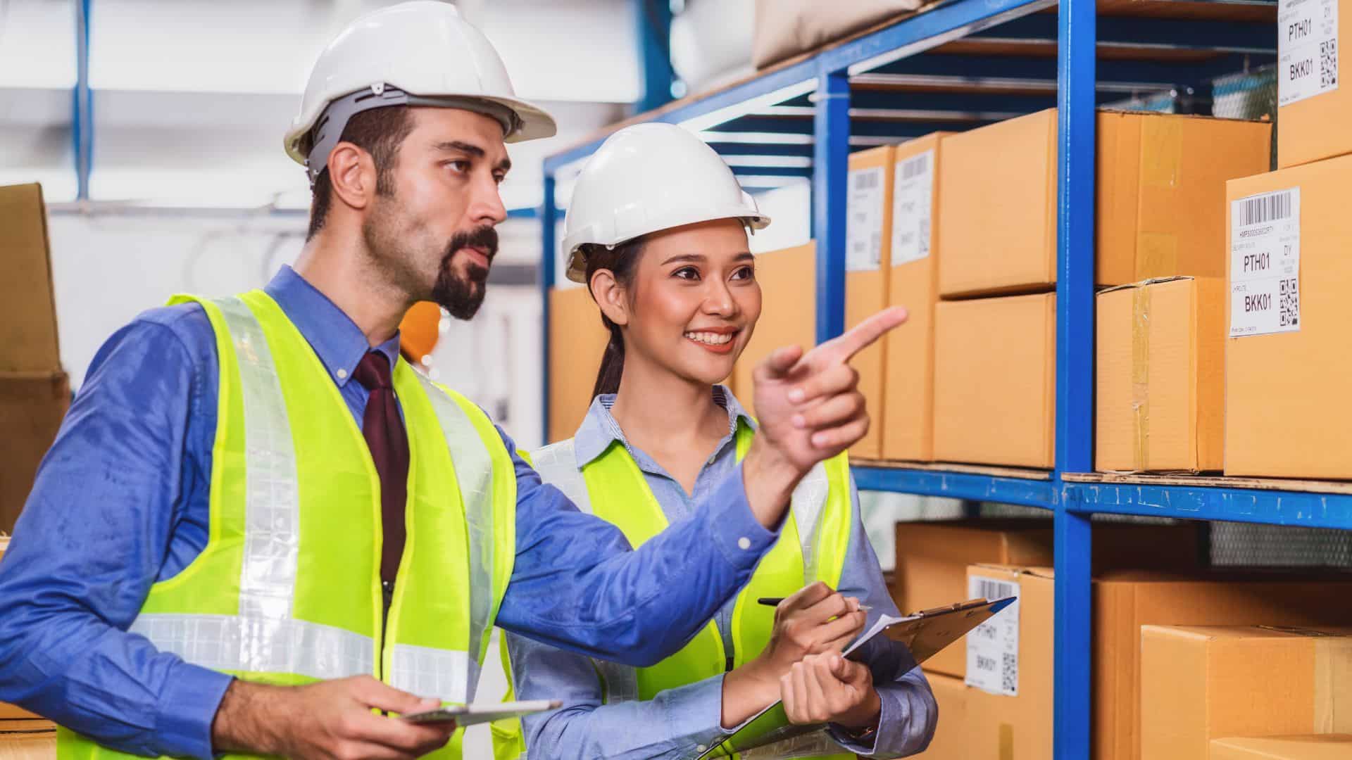 Raktári csoportvezető